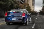Chrysler 300C 2015 года